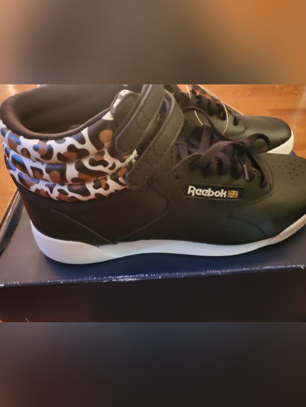 Reebok Freestyle Junior Hi High Top Sneakers Black With Cheetah/Leopard Print - Picture 2 of 8